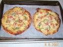 http://www.passionrecettes.com/forum/viewtopic.php?p=120837#120837

http://www.passionrecettes.com/voirRecette-Pizza-aux-oeufs-sur-tortillas-25659.html