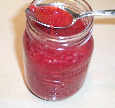 Confiture avec des fraises congeles