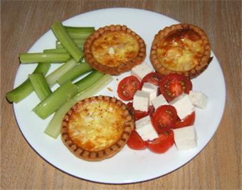 mini quiche tomate et feta avec celeri