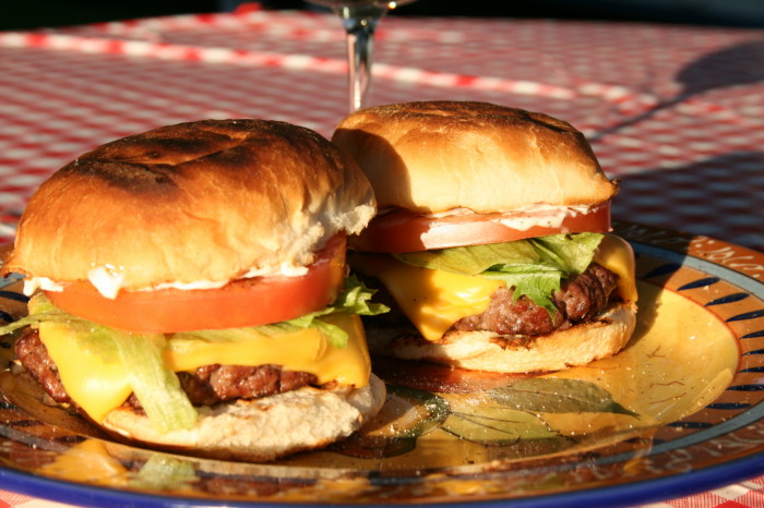 Hamburger Cuit Sur Le Bbq