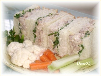 ~ Sandwich Salade De Poulet Et Crudits ~