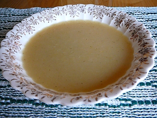 Potage Aux Poireaux Et Aux Pommes