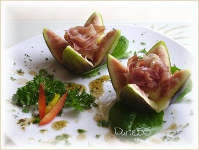 ~ Figues Prosciutto Et Fromage Et Vinaigrette Huile-balsamique ~