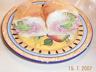 Sandwich au jambon schneider dchiquett, fromage, laitue et mayo