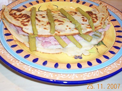 Crpes aux asperges, jambon et fromage de Tomate-verte