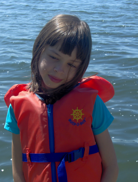 Ma Plus Jeune Sur Le Bord Du Lac Ontario